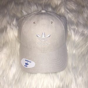 Adidas trefoil relaxed hat